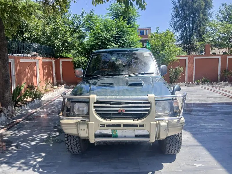 Mitsubishi Pajero 1995