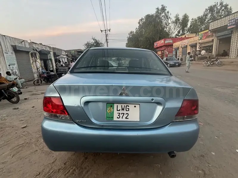 Mitsubishi Lancer 2004
