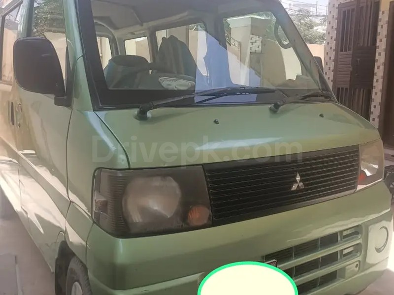 Mitsubishi Minicab Bravo 2007