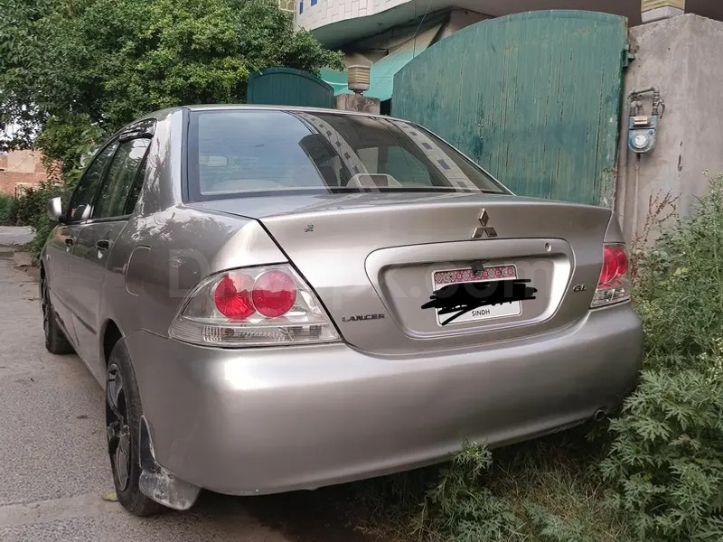 Mitsubishi Lancer 2005