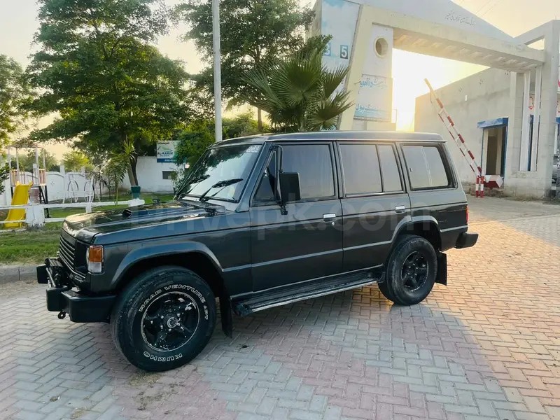 Mitsubishi Pajero 1995