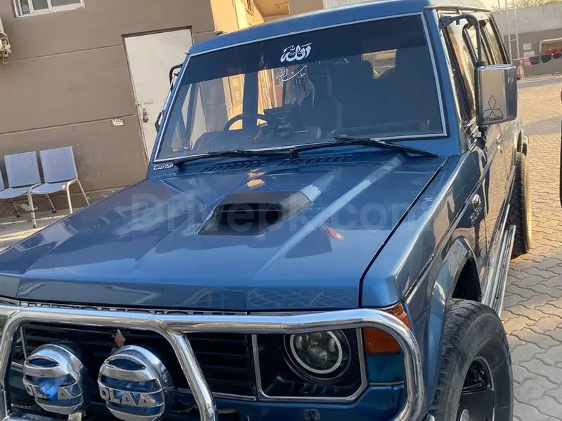 Mitsubishi Pajero 1988