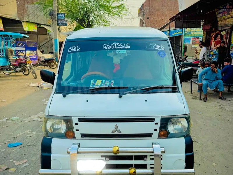 Suzuki Every 2015
