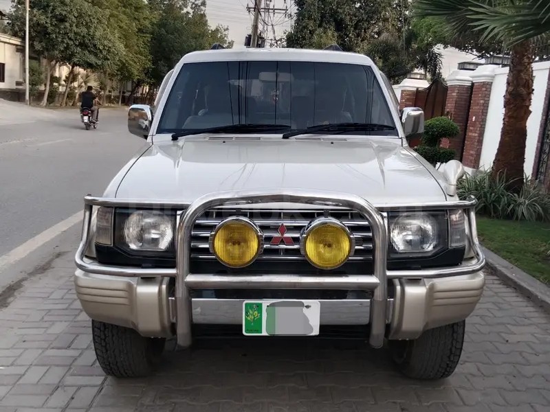 Mitsubishi Pajero 1993