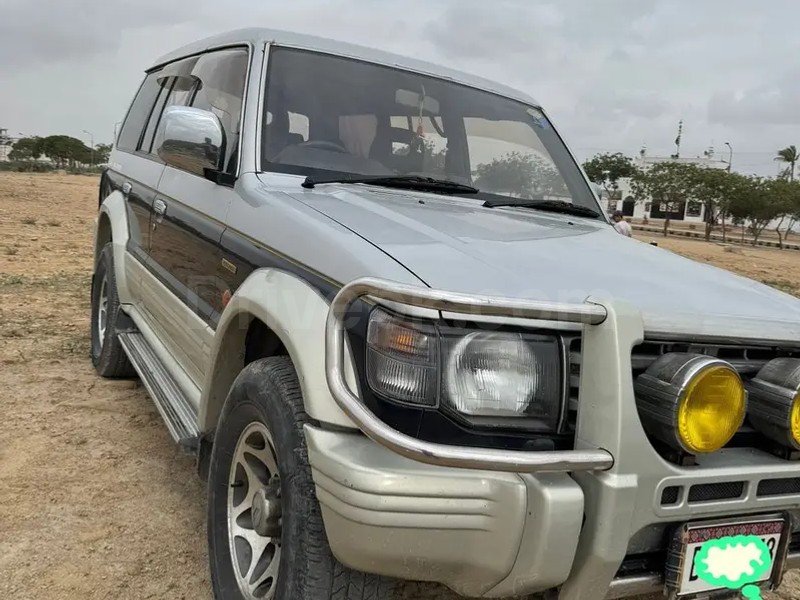 Mitsubishi Pajero 1994
