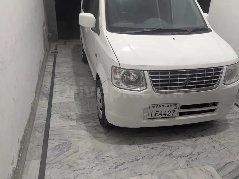 Mitsubishi Ek Wagon 2016