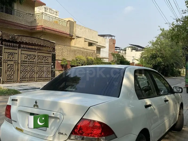 Mitsubishi Lancer 2004