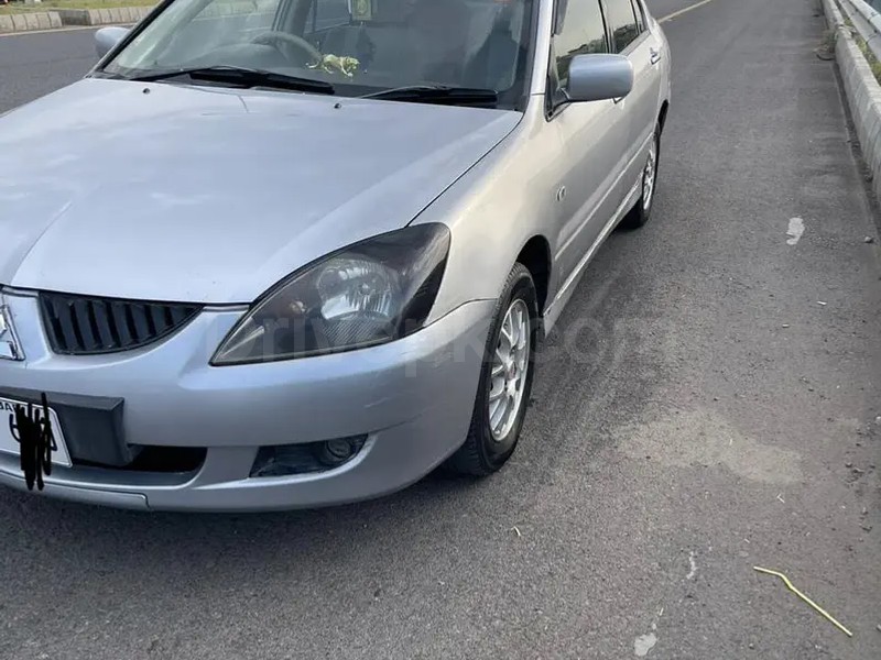Mitsubishi Lancer 2005