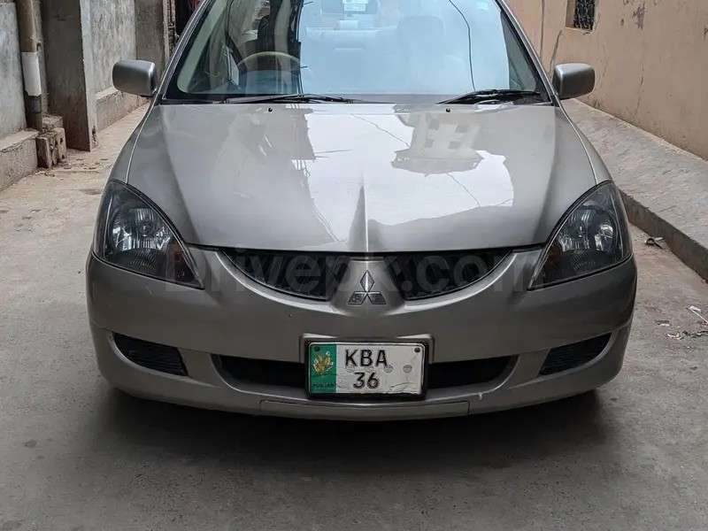 Mitsubishi Lancer 2004