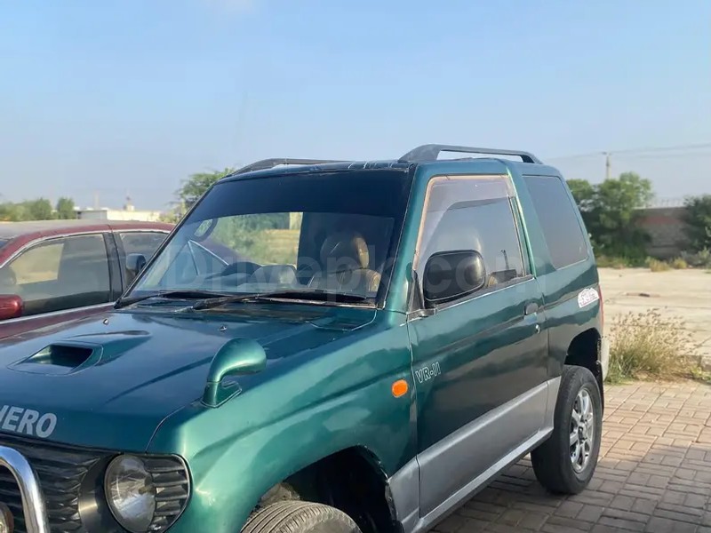 Mitsubishi Pajero Mini 2006