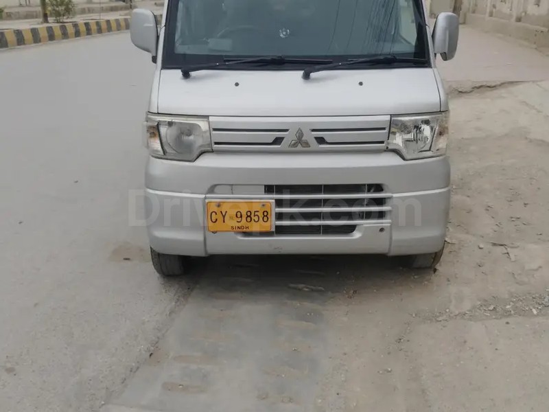 Mitsubishi Ek Wagon 2012
