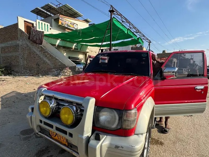 Mitsubishi Pajero 1993
