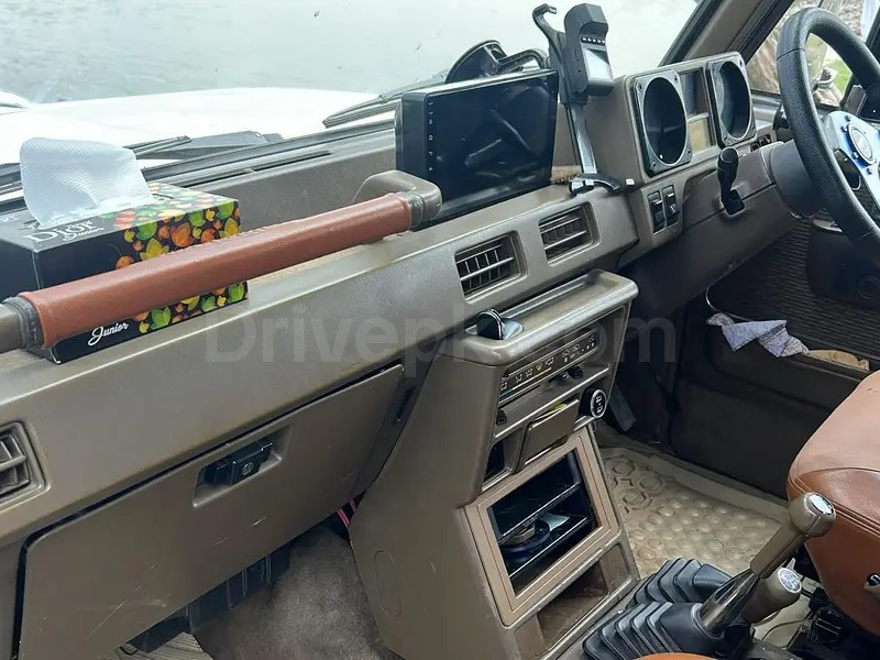 Mitsubishi Pajero 1989