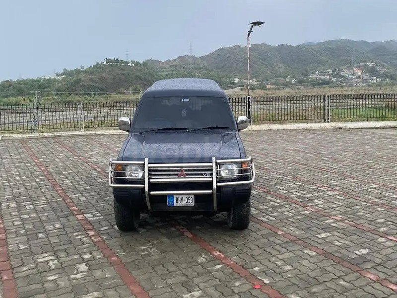 Mitsubishi Pajero 1996