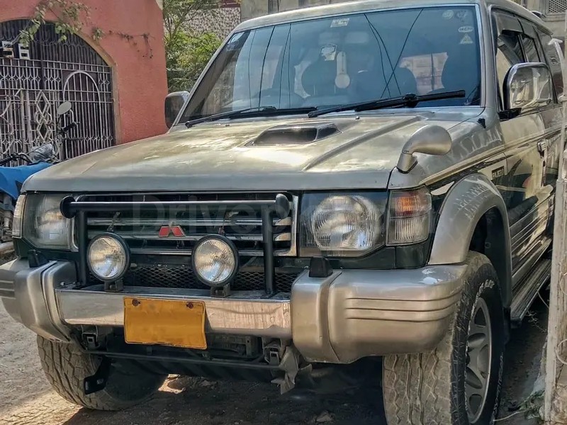 Mitsubishi Pajero 1995