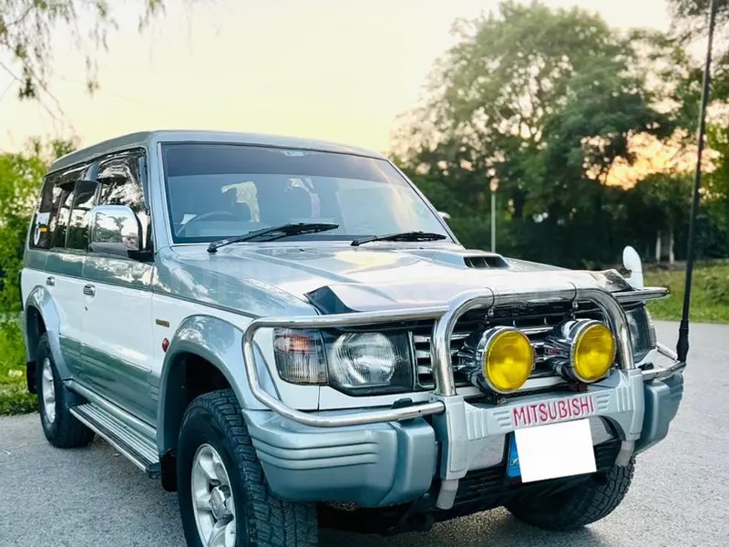 Mitsubishi Pajero 1996
