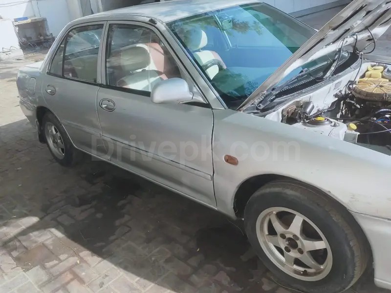Mitsubishi Lancer 1993