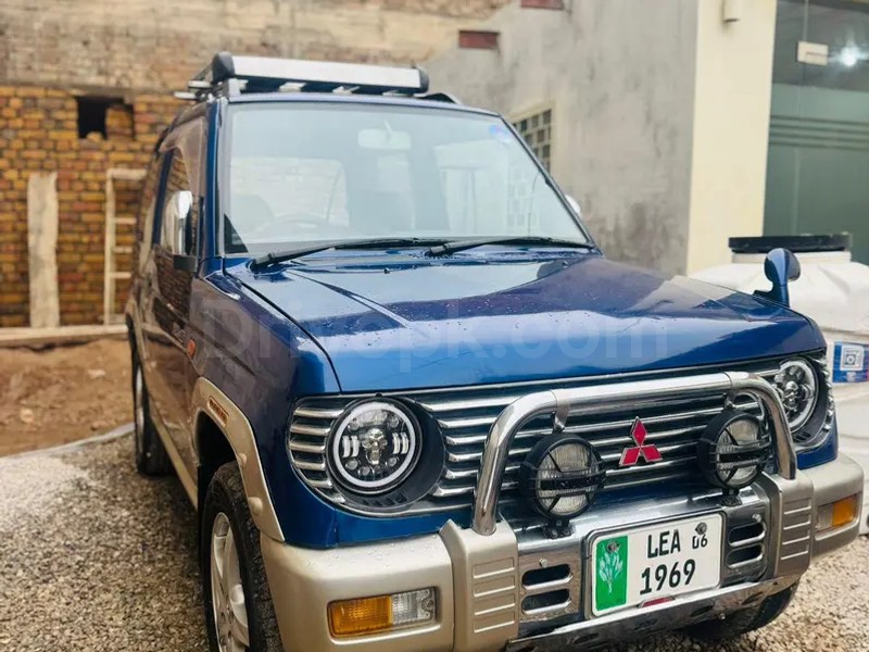 Mitsubishi Pajero Mini 1996