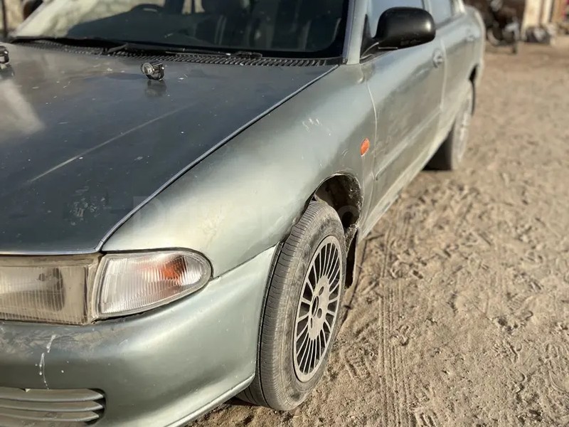 Mitsubishi Lancer 1995
