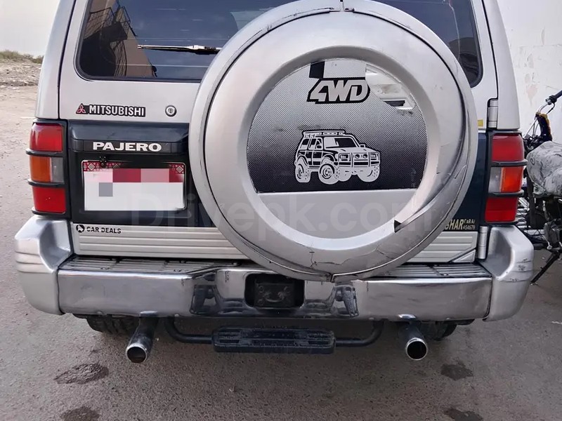 Mitsubishi Pajero 1995