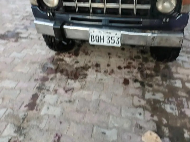 Mitsubishi Pajero 1986