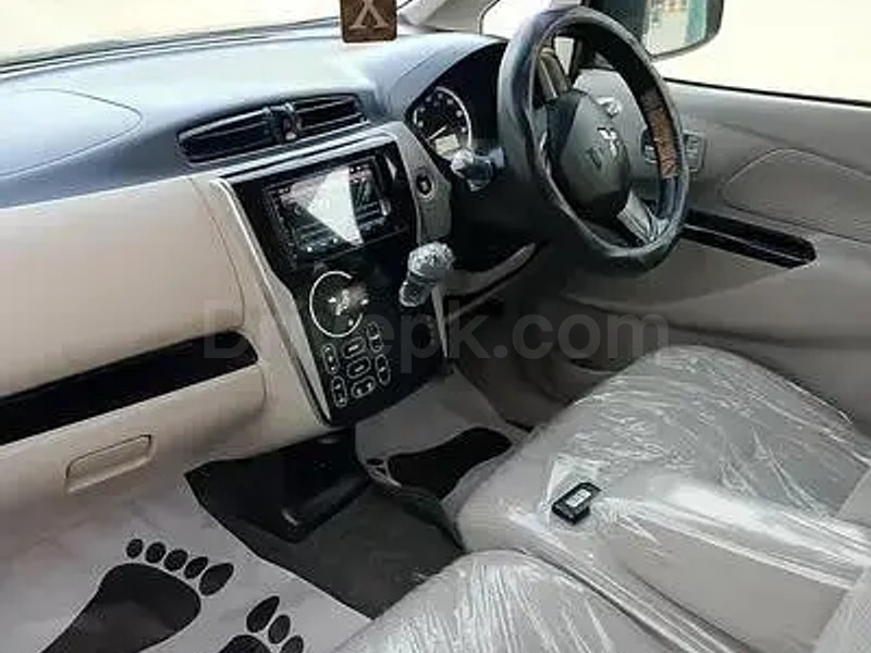 Mitsubishi Ek Wagon 2014