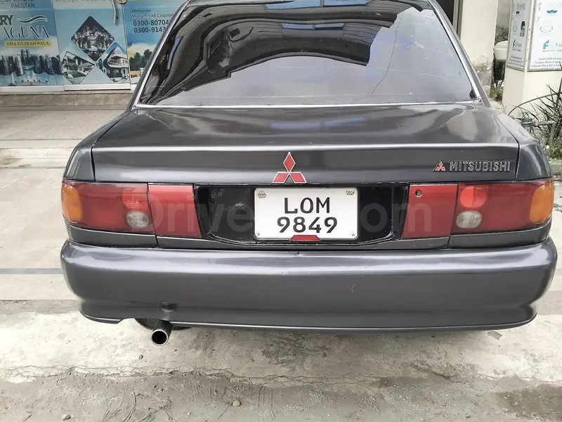 Mitsubishi Lancer 1995