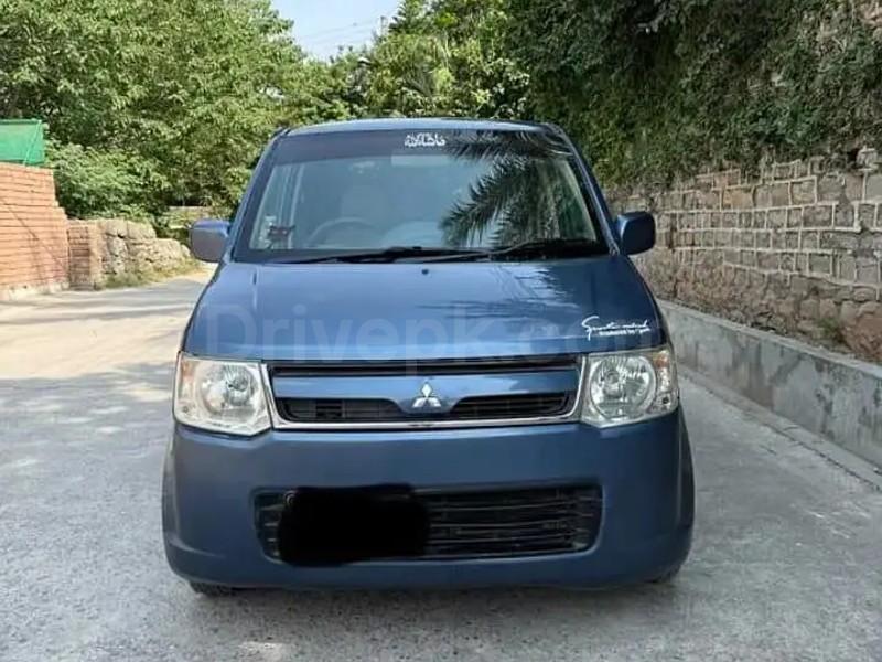 Mitsubishi Ek Wagon 2013