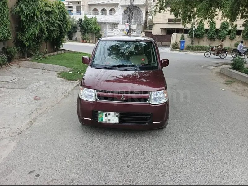 Mitsubishi Ek Wagon 2011