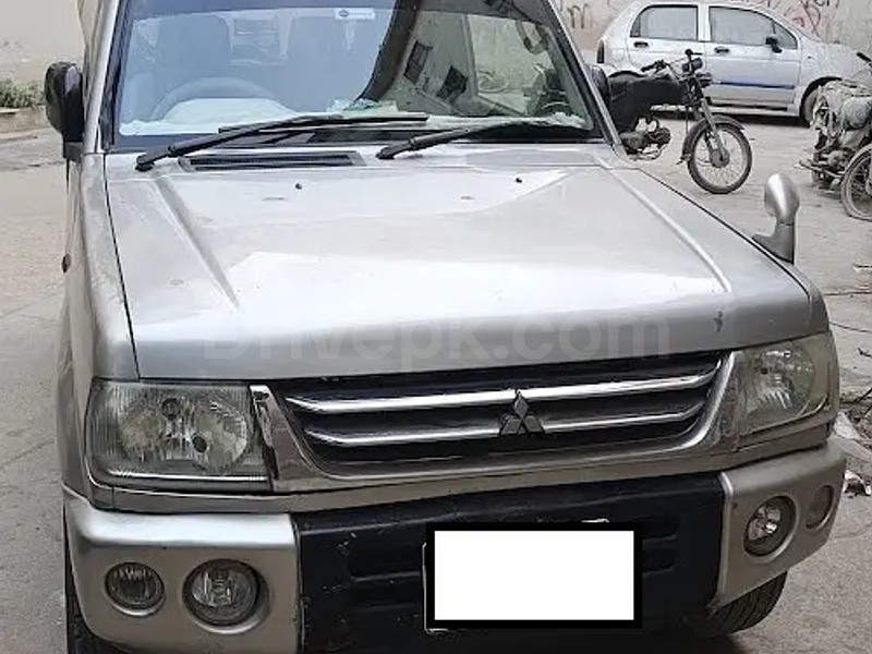 Mitsubishi Pajero Mini 2004