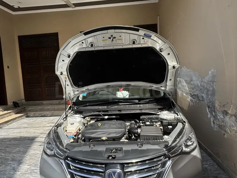 Changan Alsvin 2021