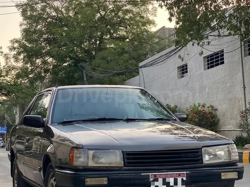Mazda 323 1986