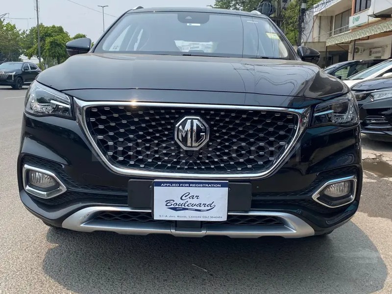 MG HS 2021