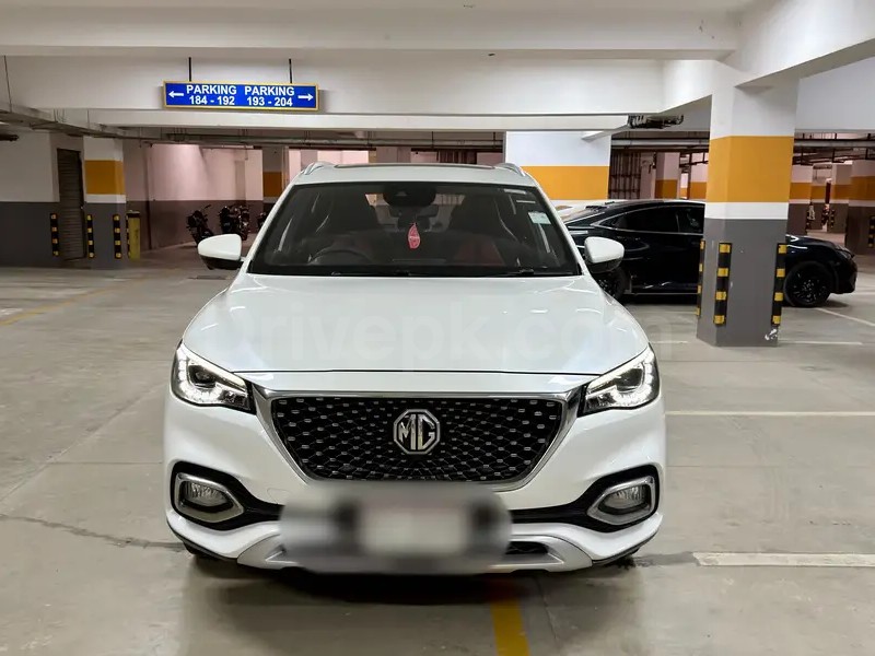 MG HS 2021