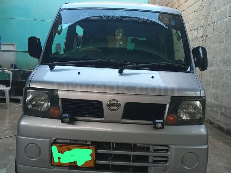 Nissan Clipper 2011