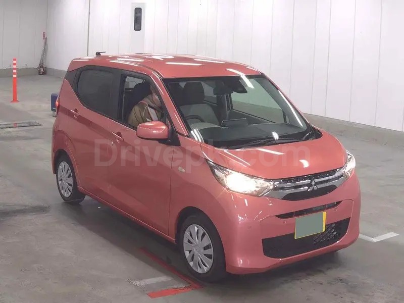 Mitsubishi Ek Wagon 2023