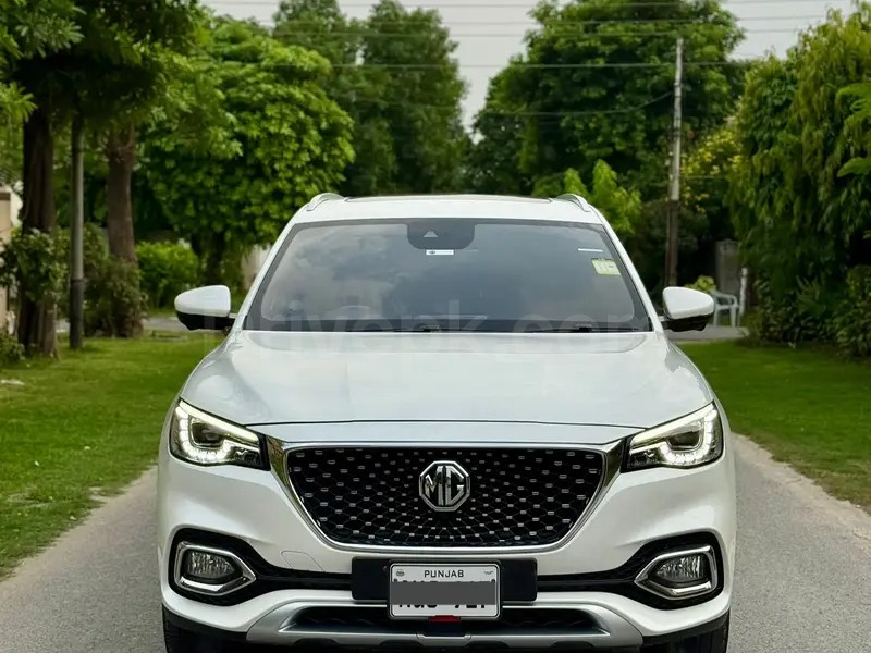 MG HS 2021