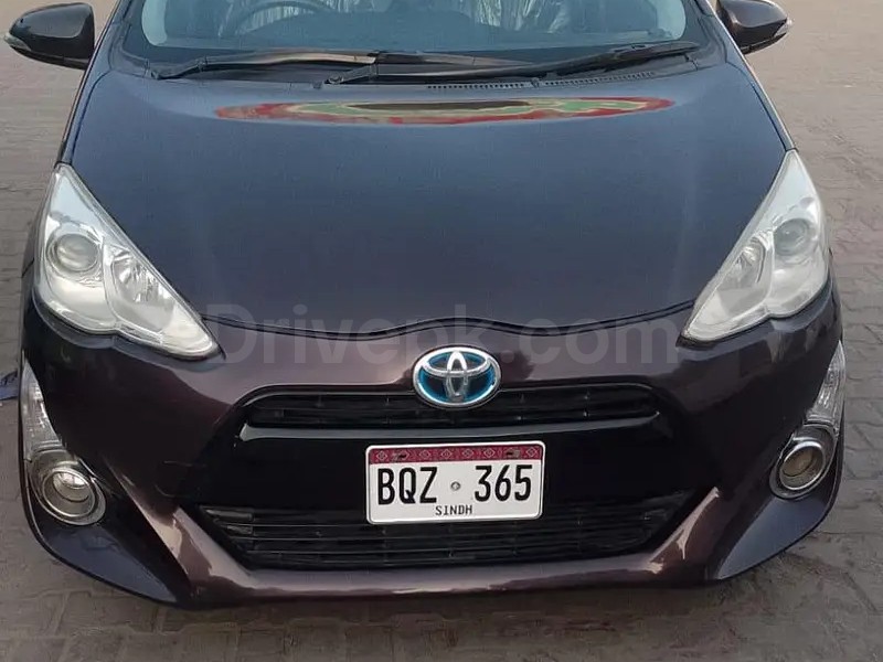 Toyota Aqua 2015