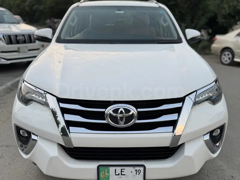 Toyota Fortuner V 2018