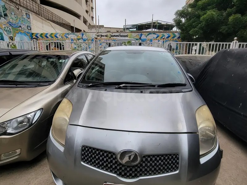 Toyota Vitz 2007
