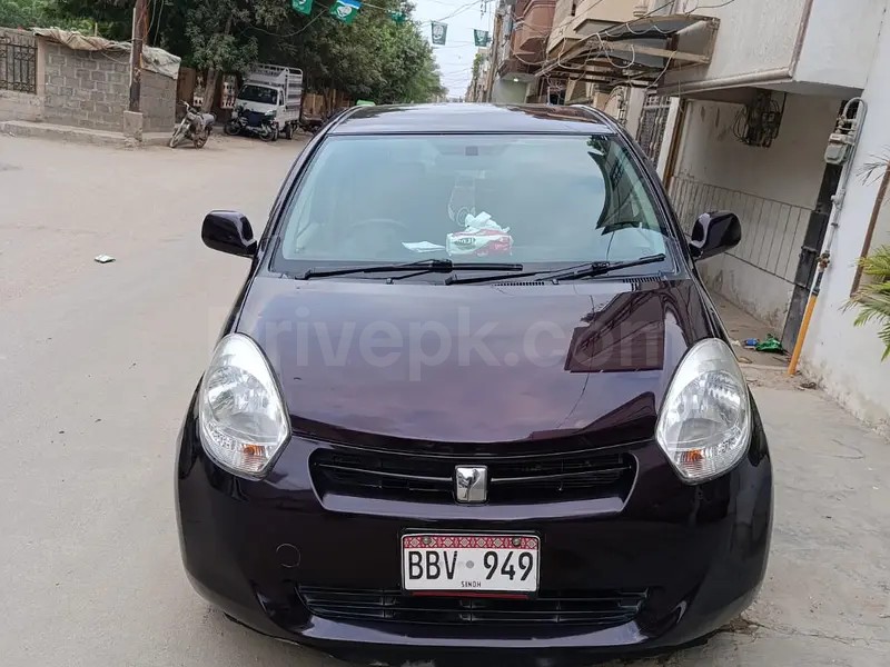 Toyota Passo 2011