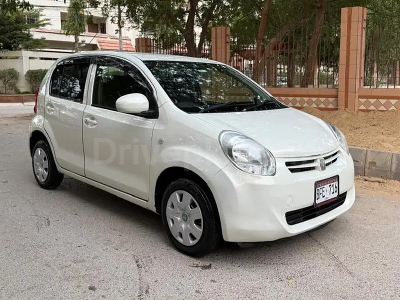 Toyota Passo 2013
