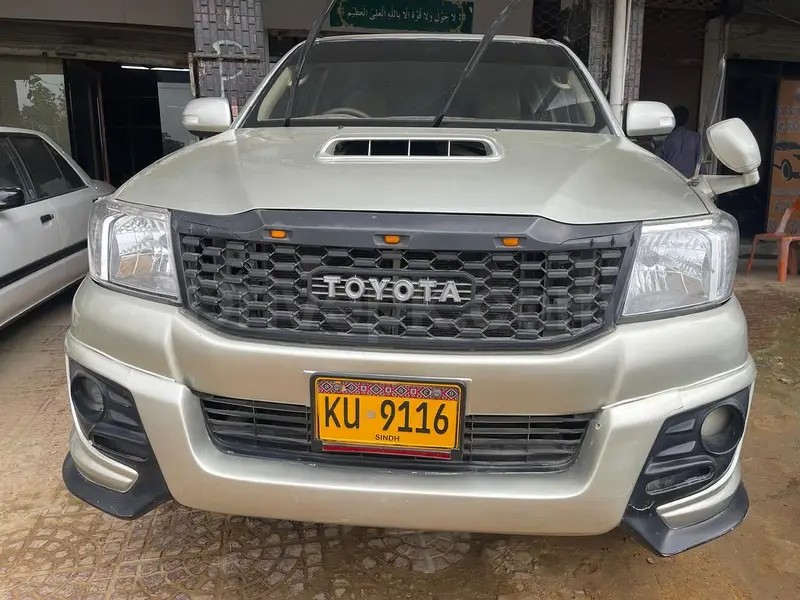 Toyota Hilux 2012