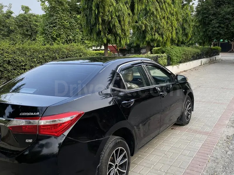 Toyota Corolla XLI 2015
