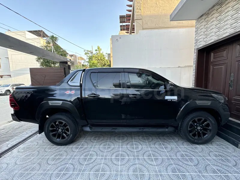 Toyota Hilux 2022