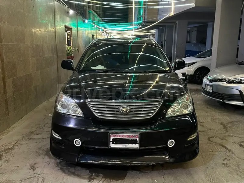 Toyota Harrier 2004