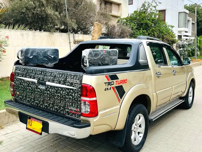 Toyota Hilux 2013