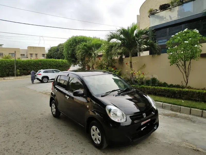 Toyota Passo 2012