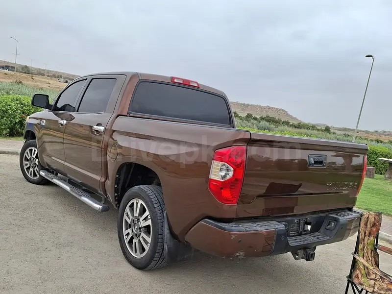 Toyota Tundra 2014