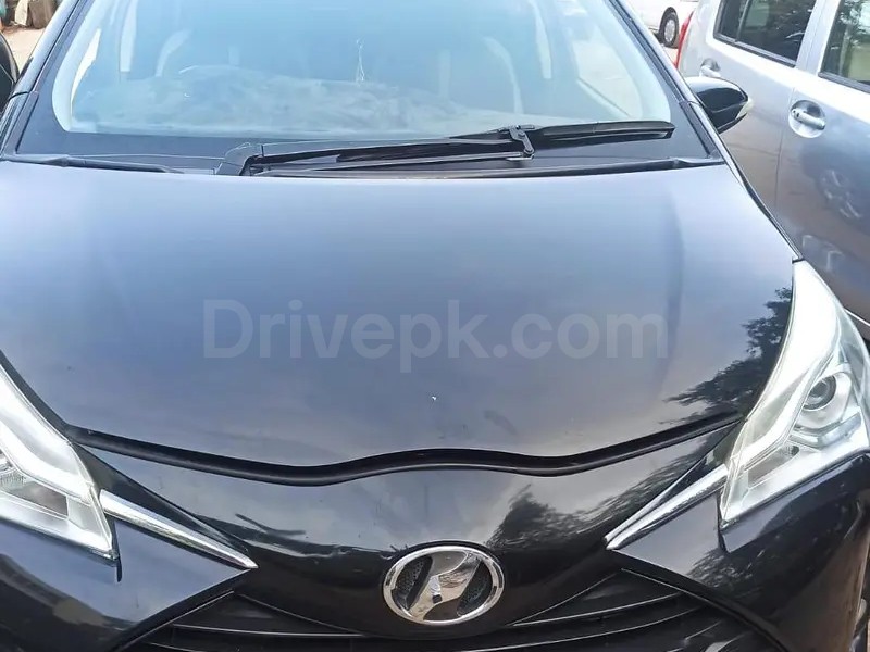 Toyota Vitz 2022
